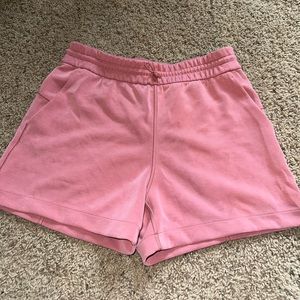 Women’s lululmeon softstreme shorts